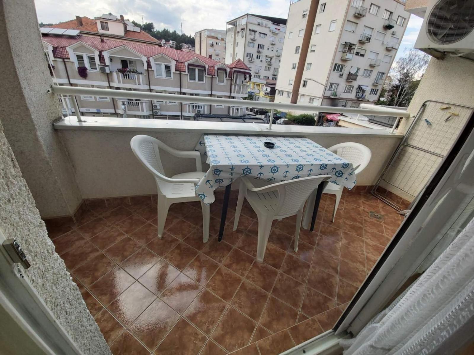 Lazo'S Apartments Ohrid Exterior photo